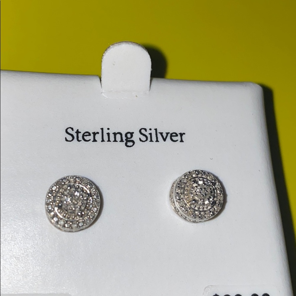 NWT Diamond Earrings - Picture 4 of 4